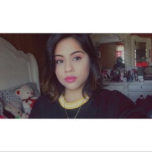 Meet your Posher, Veronica